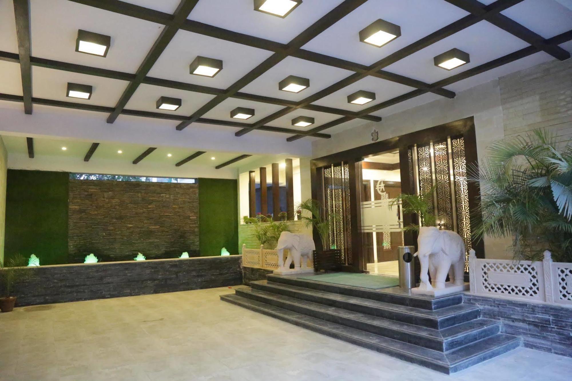 Hotel Eurasia Jaipur Luaran gambar