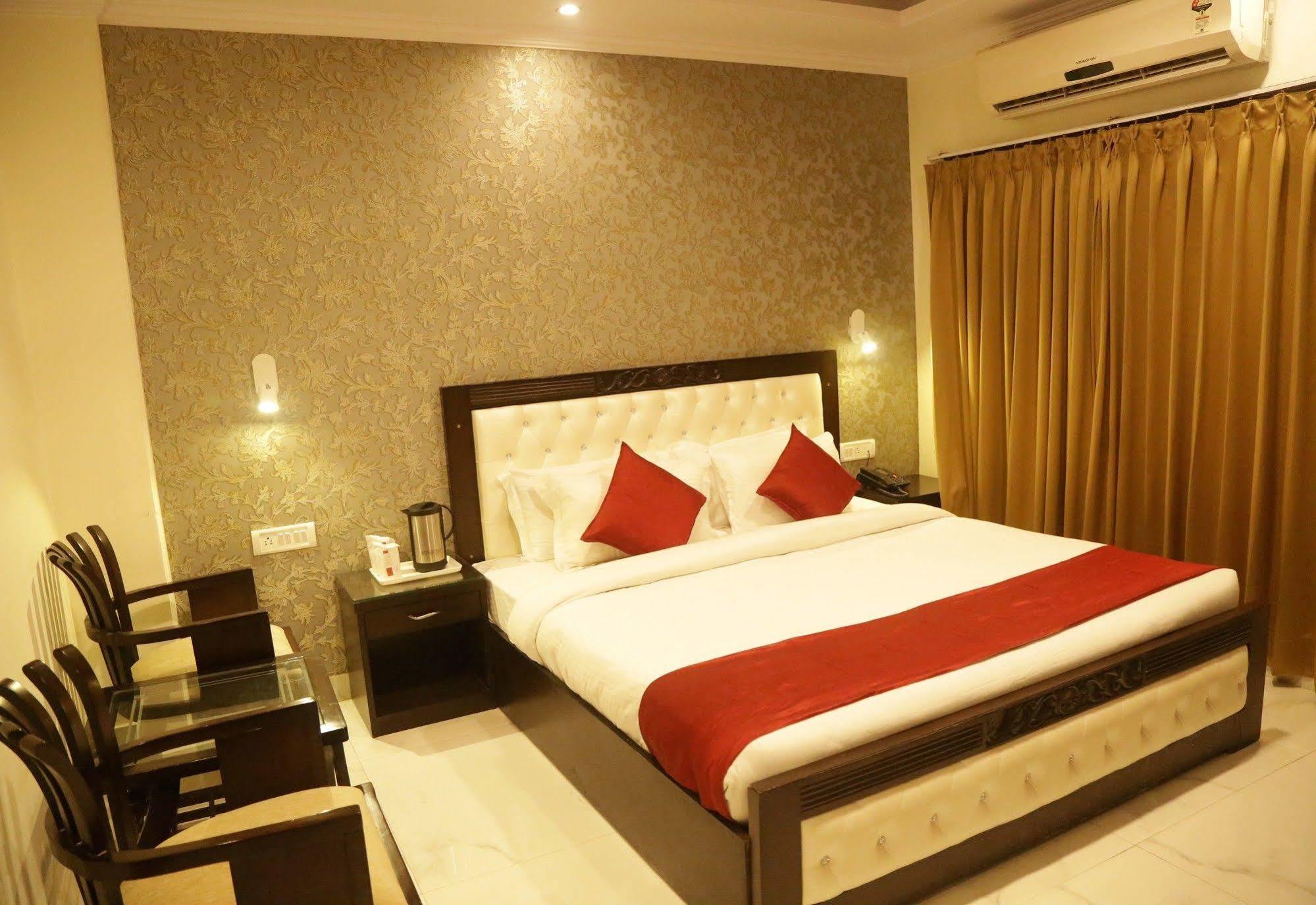 Hotel Eurasia Jaipur Luaran gambar
