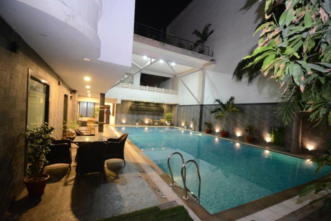 Hotel Eurasia Jaipur Luaran gambar